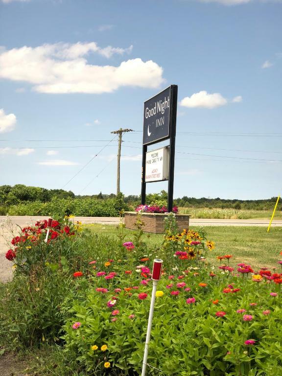 Good Night Inn Port Colborne Exterior photo