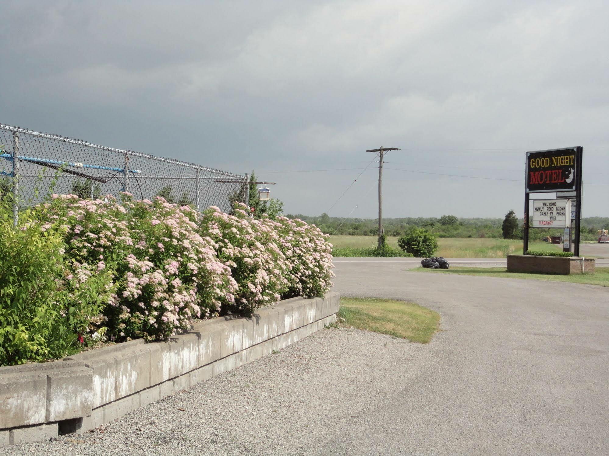 Good Night Inn Port Colborne Exterior photo